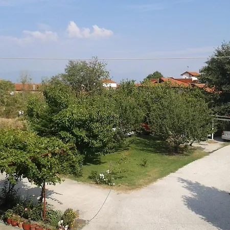 Adonis Apartament *