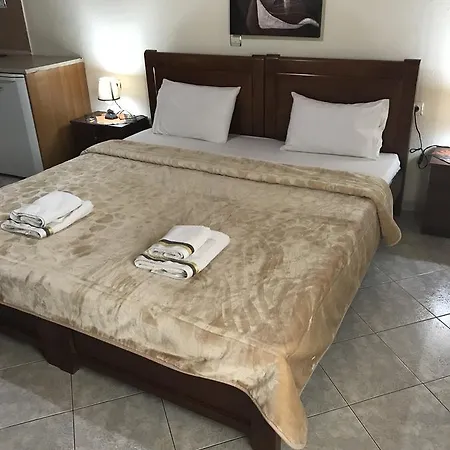 Adonis Apartment