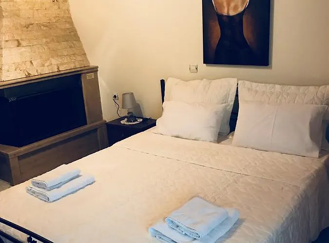 Adonis 公寓 Káto Loutrákion