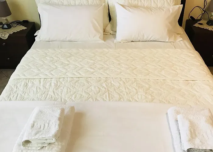 Adonis Káto Loutrákion